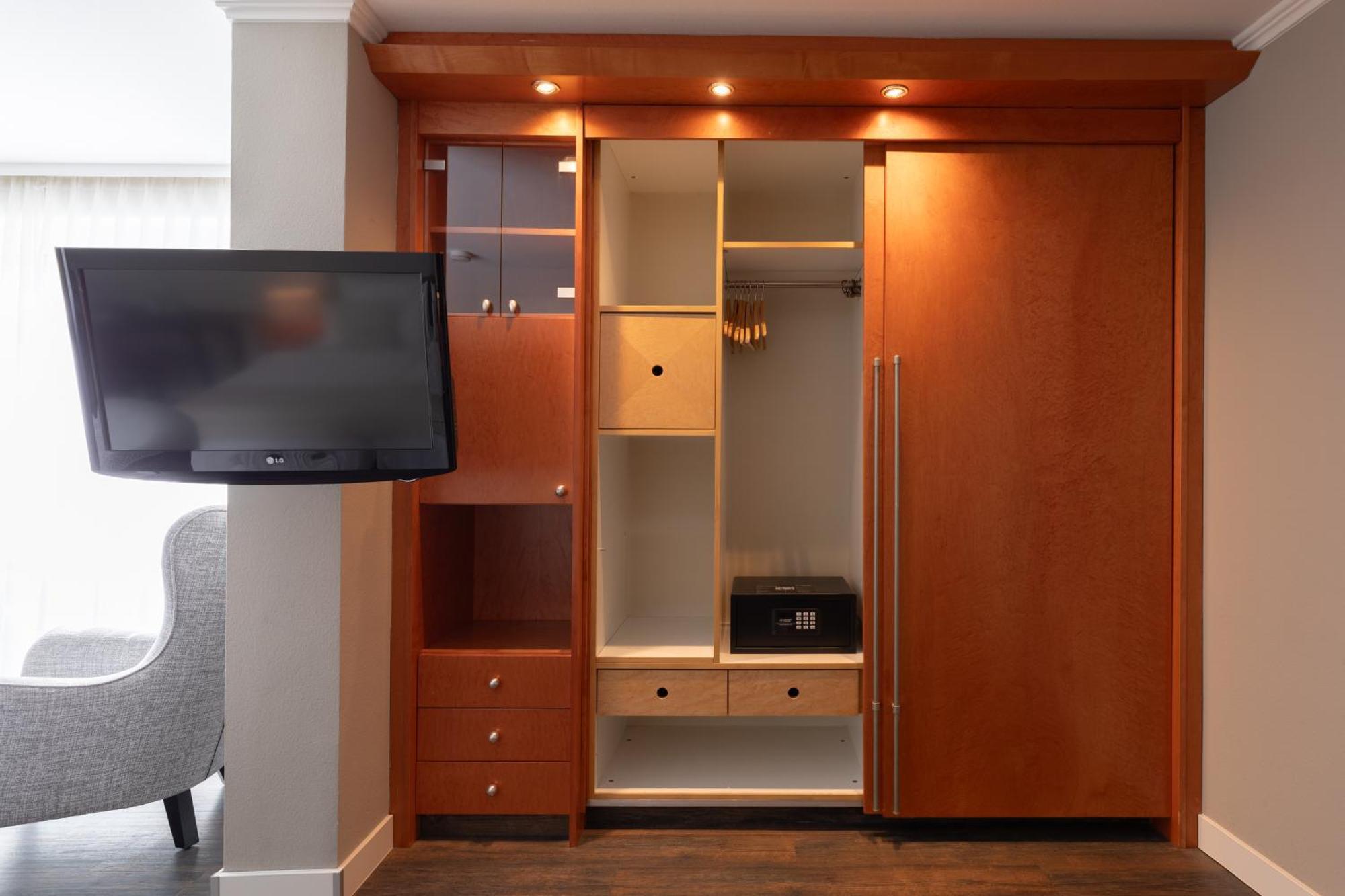 Select Hotel FDH Стая снимка