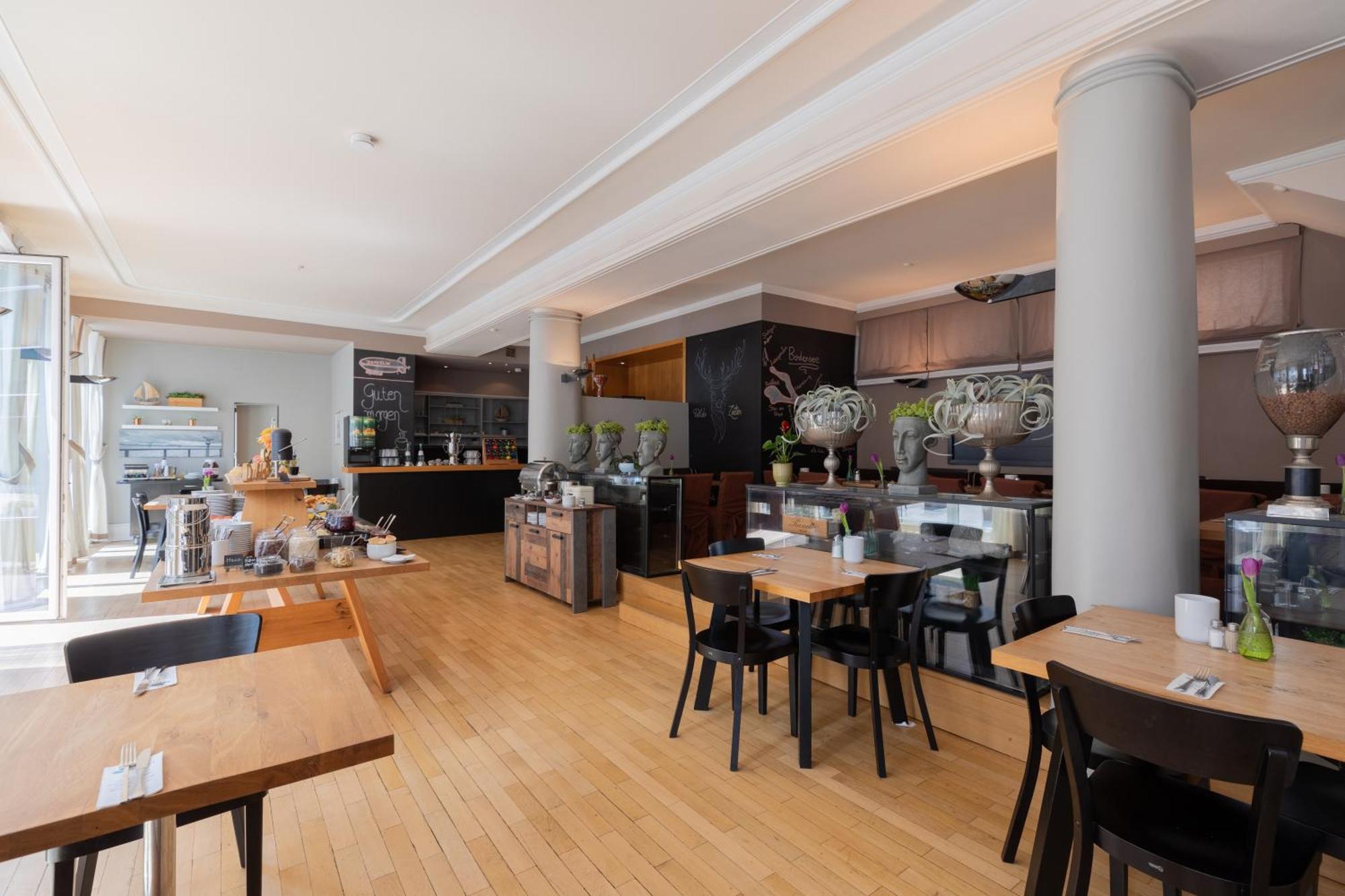 Select Hotel FDH Екстериор снимка